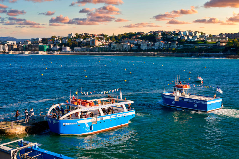 Boat trip to the island