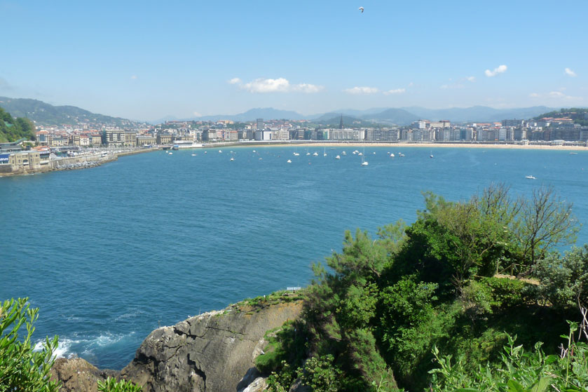 Motoras a la isla de Donosti