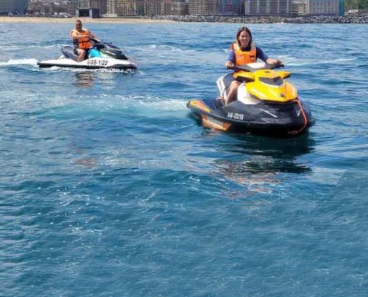 Guided jet ski tour along the coastline of San Sebastian