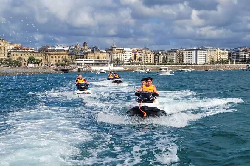 jet ski