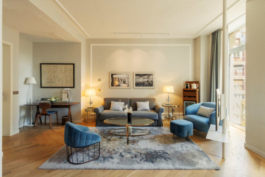 LASALA PLAZA HOTEL