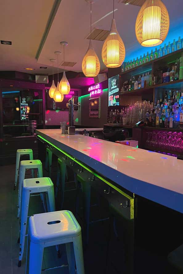 PUB OSTADAR