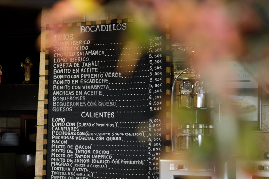 BAR URTXORI BI